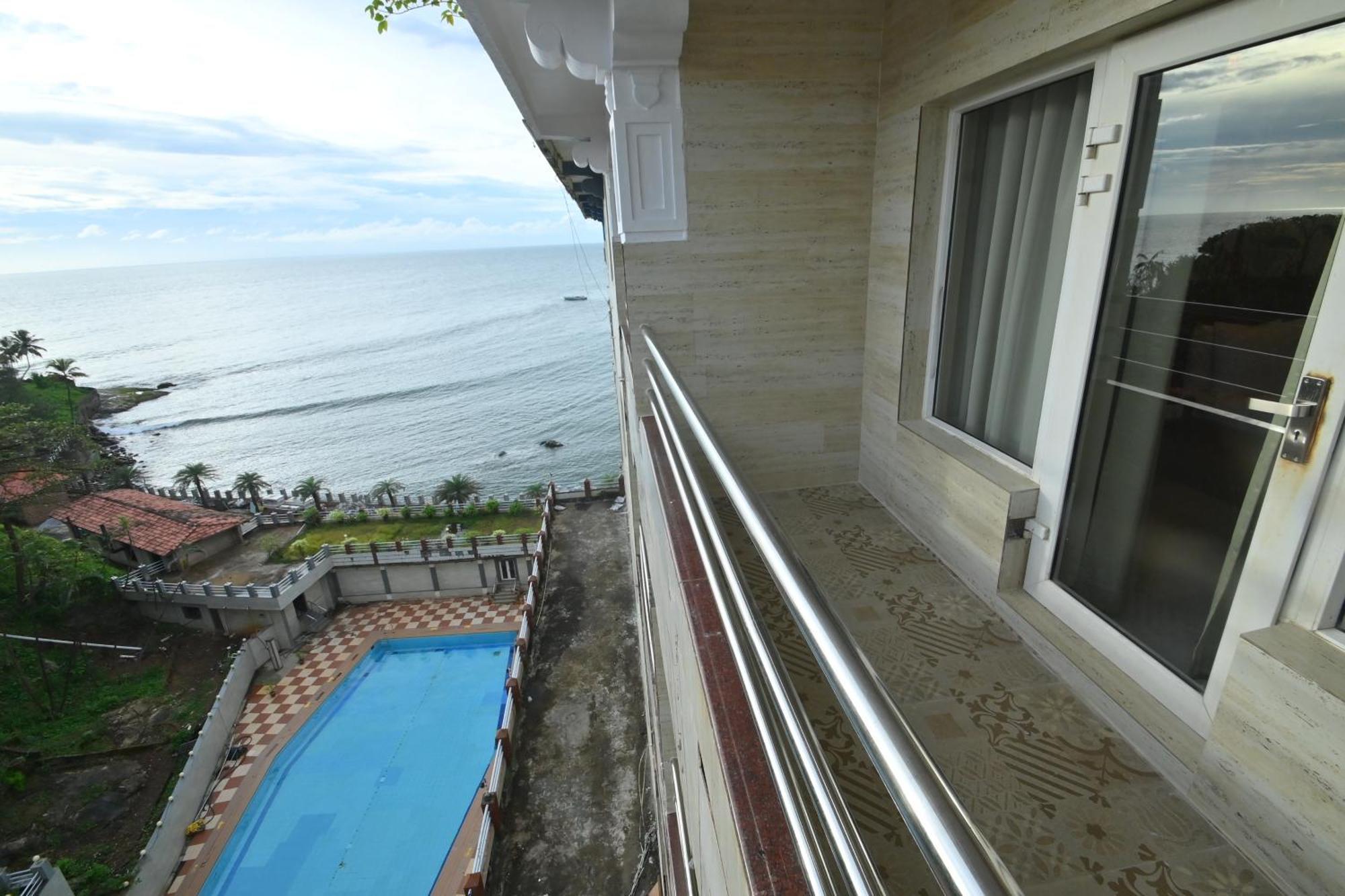Rns Residency Sea View Hotell Māvalli Exteriör bild